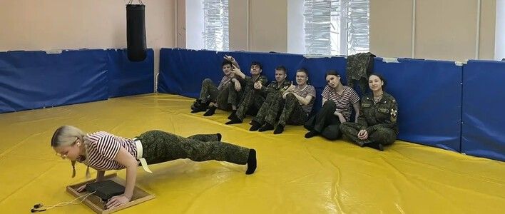 Кировские юнармейцы соревнуются в зимнем многоборье